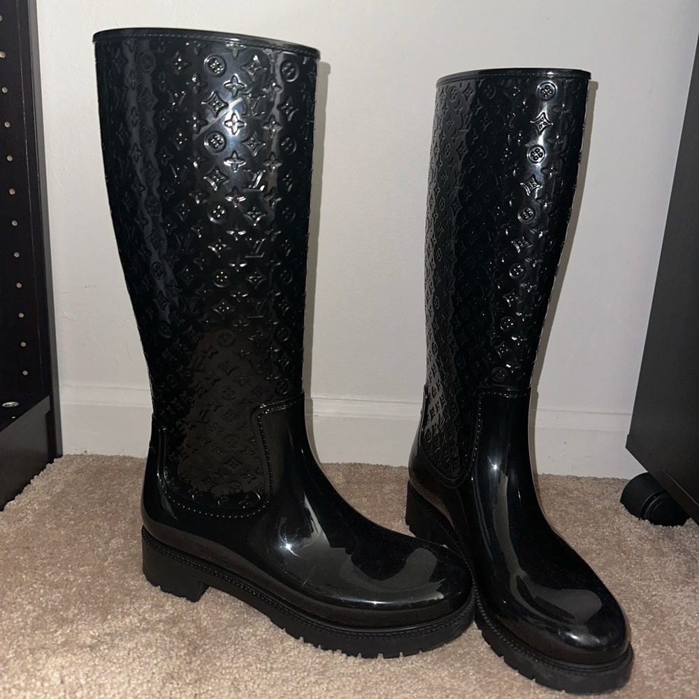 100% Authentic Louis Vuitton Splash Boots